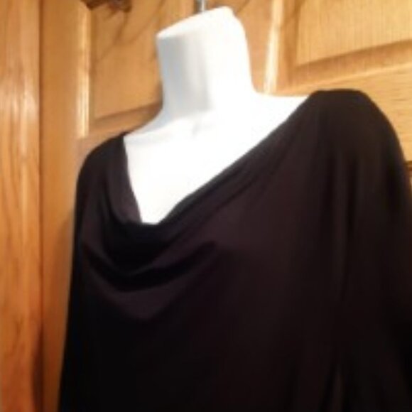 Dressy black blouse - Picture 5 of 7